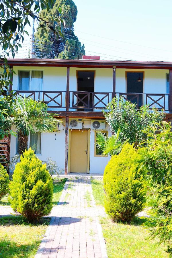 Guest House Alashara Pitsunda Dış mekan fotoğraf