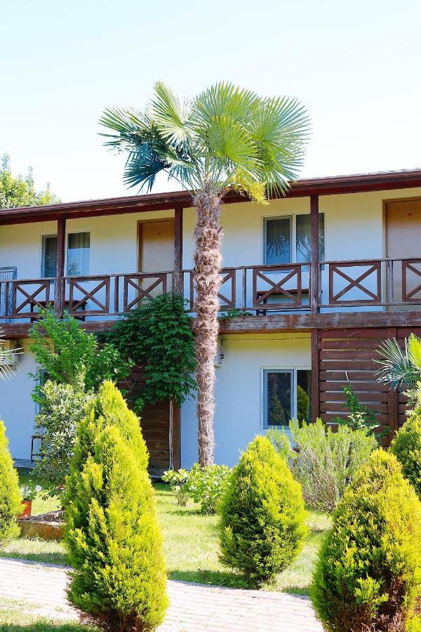 Guest House Alashara Pitsunda Dış mekan fotoğraf